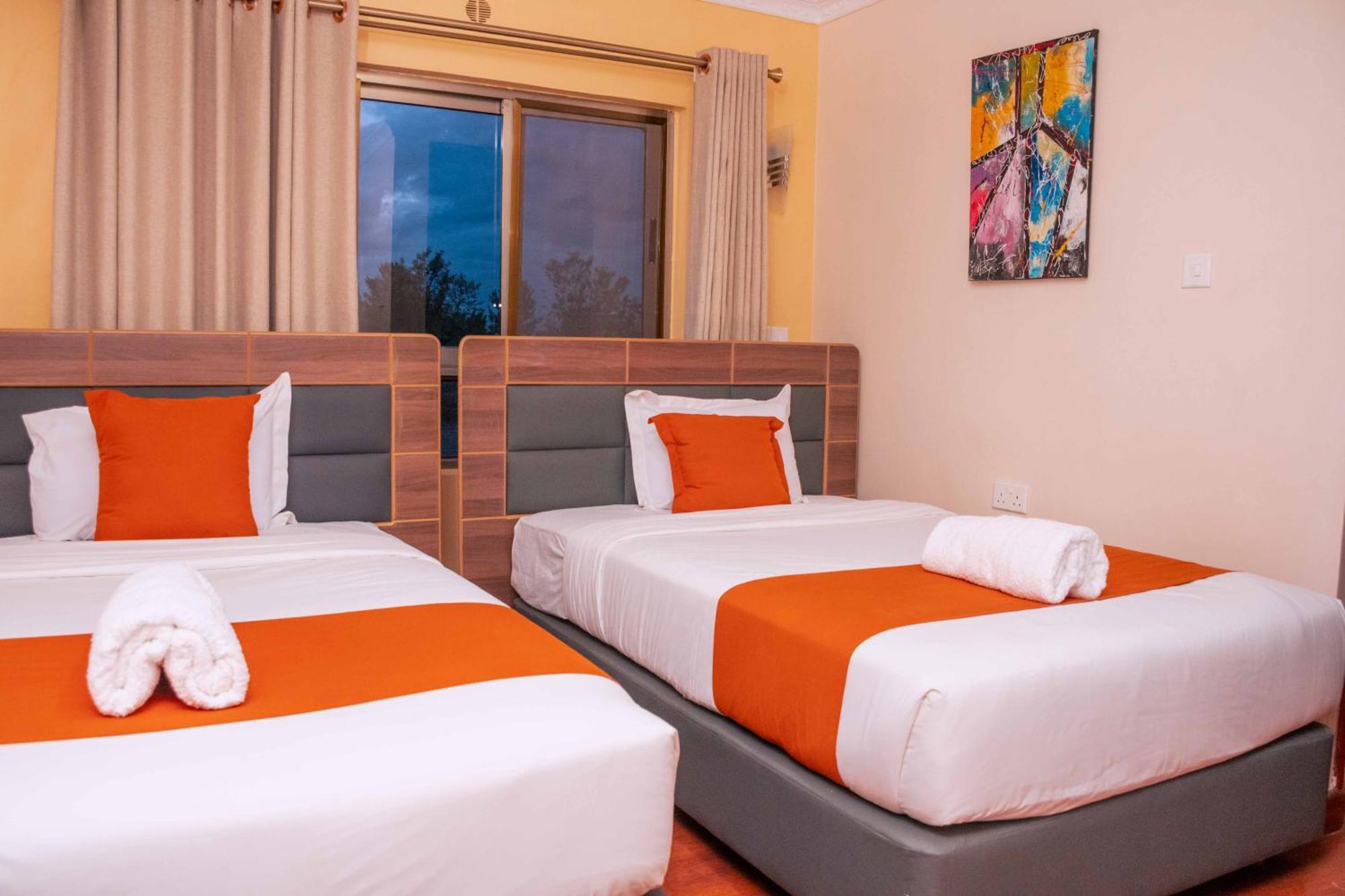 Buraha Zenoni Hotel&Resort Nakuru Bagian luar foto